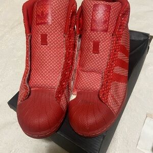 Rare retro adidas Red men’s Sneakers